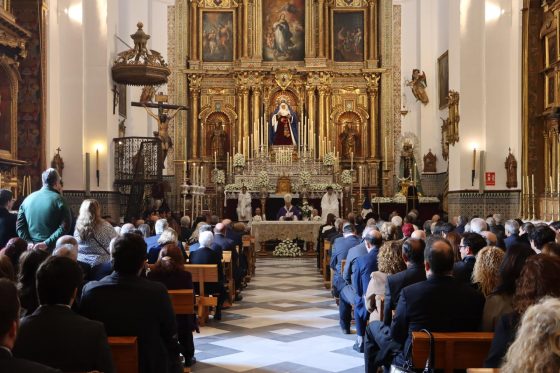 Función principal de instituto de la Hermandad de la Hiniesta, Sevilla (3)