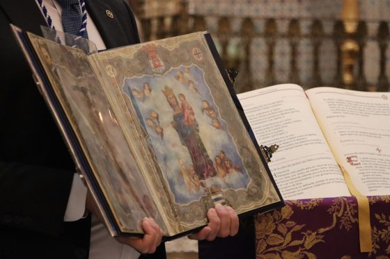 Función principal de instituto de la Hermandad de la Hiniesta, Sevilla (9)