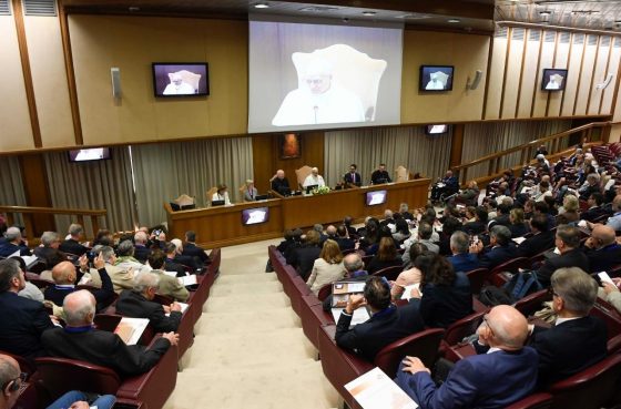 León XIV “Los líderes laicos de la Iglesia deben fomentar la apertura y la comunión” (4)