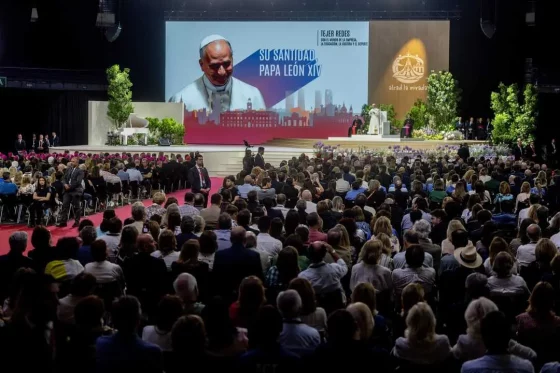 El Santo Padre llama a tejer redes de encuentro entre la fe y la sociedad desde el corazón de Madrid
