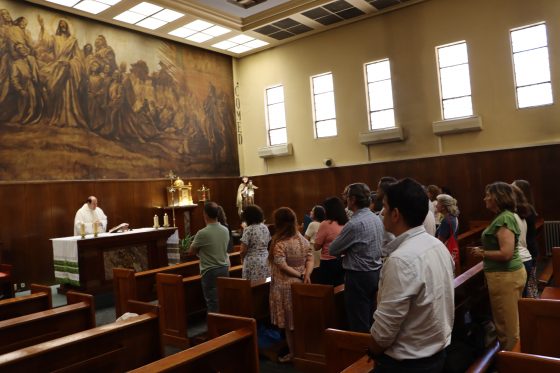 Misa en San Juan de la Cruz con profesores universitarios (5)