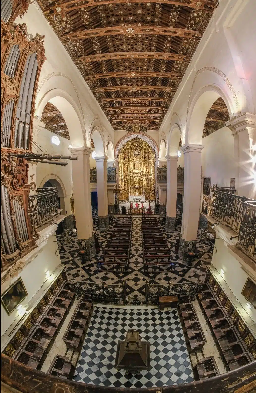 Visita la Iglesia de Santa María de la O: arte, fe e historia en el corazón de Sanlúcar de Barrameda