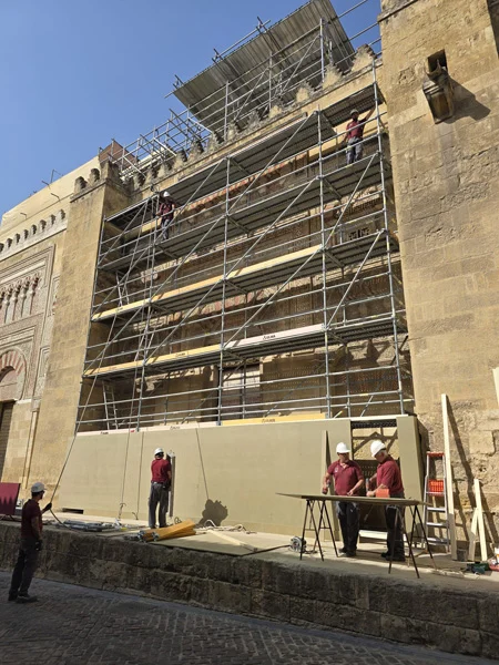 El Cabildo inicia los trabajos de rehabilitación de la portada de San Nicolás 