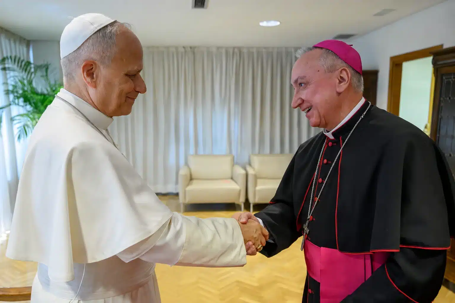 Monseñor José Rico Pavés junto al Papa León XIV durante su visita a España