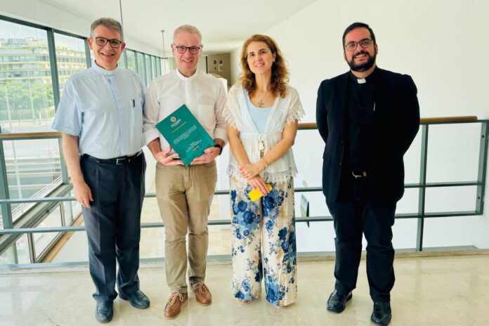 «Si podemos profundizar en Cristo es gracias a la Iglesia»