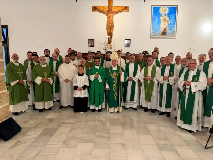 El sacerdote diocesano D. Miguel Ángel Paredes toma posesión como párroco en Rota