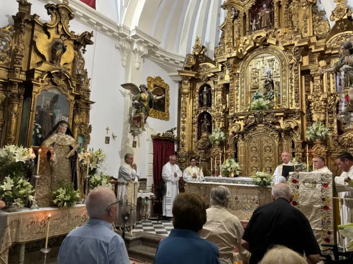 Monseñor José Rico Pavés preside la festividad de Santa Clara en el Convento de San José de Jerez