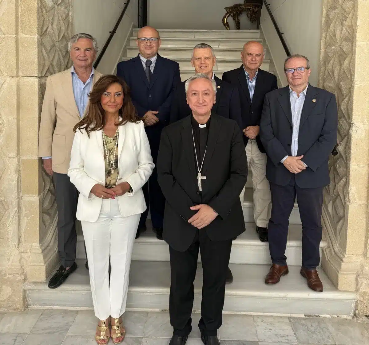Monseñor José Rico Pavés recibe a la nueva Junta de Gobierno de la Real Academia de San Dionisio