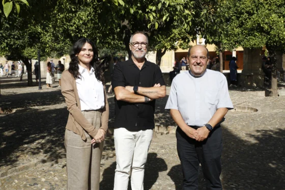 El Cabildo y la UCO estudian el papel del Patio de los Naranjos como pulmón verde frente al cambio climático