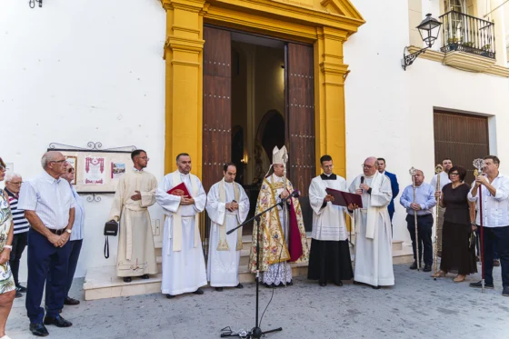 El Obispo abre la Puerta Santa del Año Jubilar en Doña Mencía