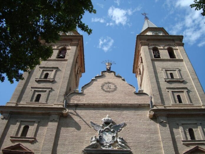 La Basílica de las Angustias abre algunos de sus espacios