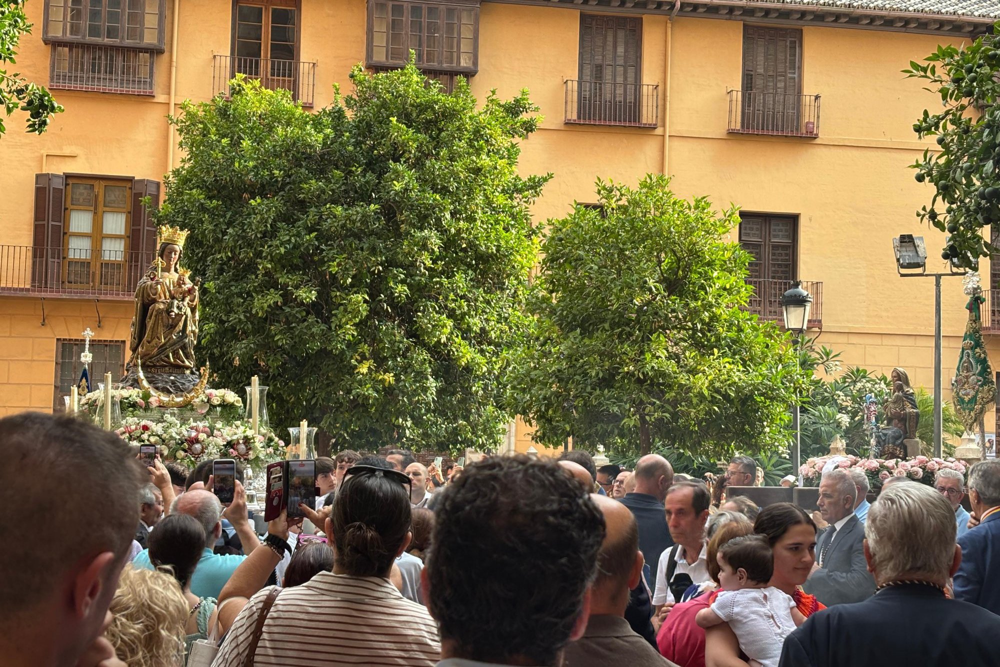 Podcast. El rezo y el canto en la bajada de la Virgen de la Victoria