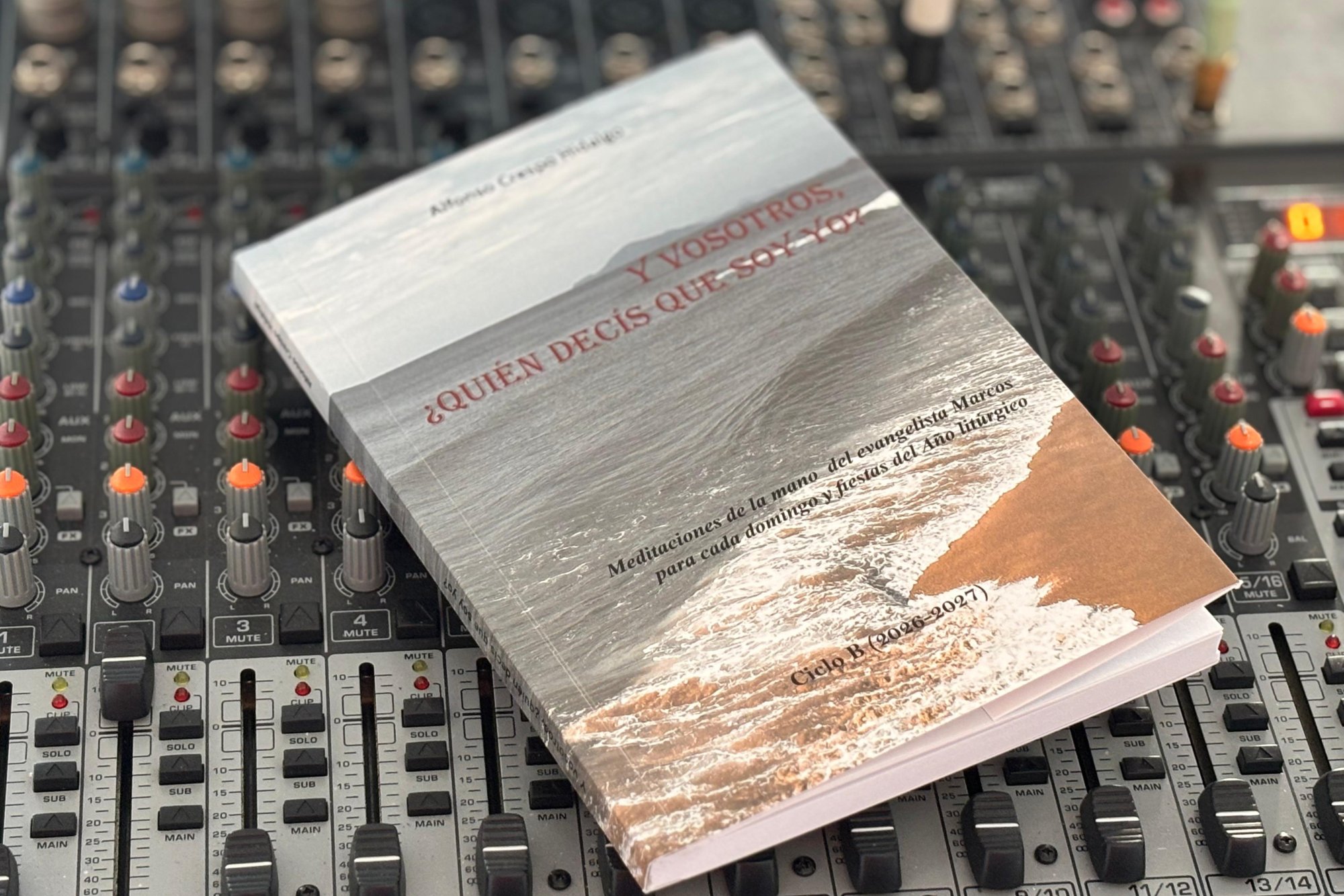 Alfonso Crespo presenta su libro que guiará el nuevo año litúrgico