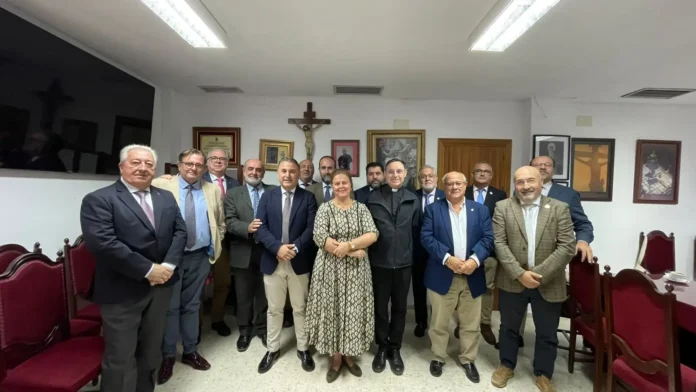 Arcos de la Frontera acoge el IV Encuentro Diocesano de Presidentes de Consejos Locales de Hermandades y Cofradías y la Delegación Diocesana de Hermandades y Cofradías Arcos de la Frontera acoge el IV Encuentro Diocesano de Presidentes de Consejos Locales de Hermandades y Cofradías y la Delegación Diocesana de Hermandades y Cofradías