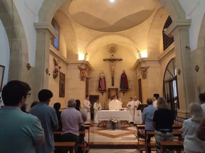 Asidonia-Jerez celebra 15 años de Adoración Perpetua en el Monasterio de las Hermanas Mínimas de Jerez