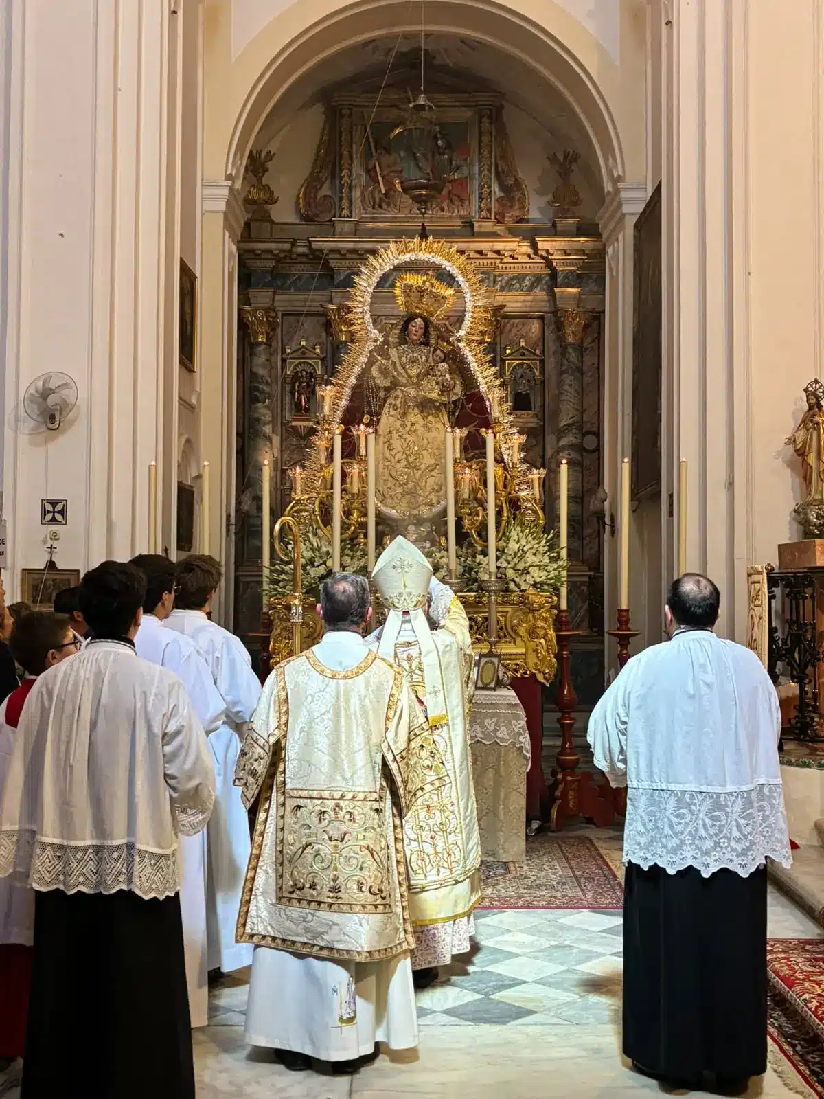 Bornos celebra la festividad de su Patrona, Nuestra Señora del Rosario Coronada