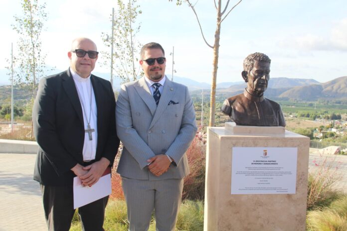 Cártama inaugura un parque urbano sostenible dedicado al sacerdote D. Jesús Pascual