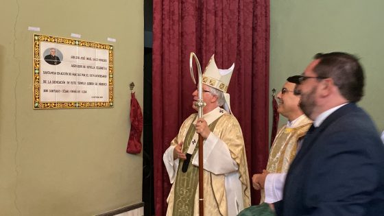 El arzobispo conmemora el XXV Aniversario del templo parroquial del Buen Pastor en Padre Pío-Palmete