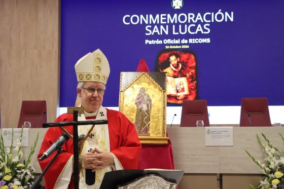 El arzobispo de Sevilla agradece a los médicos su servicio a la vida