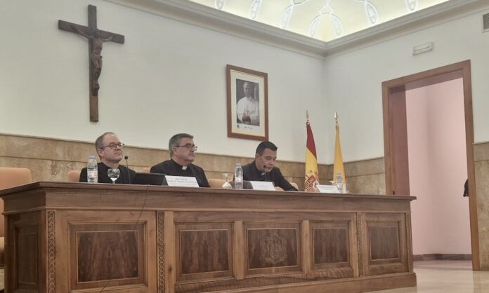 El Instituto Superior de Ciencias Religiosas de Almería inaugura el curso académico 2026-2027