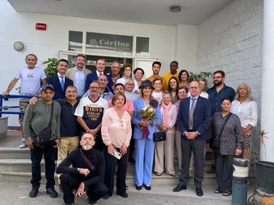 La infanta Elena visita la Casa de Acogida «Madre del Redentor»