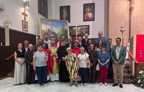 La Parroquia de la Oliva y San José Obrero recibe y bendice un lienzo del Beato ( (12)