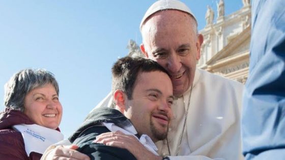 La parroquia Jesús de Nazaret inaugura el curso con una charla sobre “la cultura del cuidado” del papa Francisco