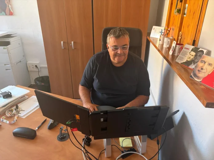 Manuel de la Torre, director de la Fundación Don Bosco: «Construyamos puentes, no muros»