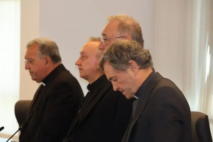 Monseñor José Rico Pavés participa en la Comisión Permanente de la CEE y presenta los avances sobre un ministerio laical al servicio de la caridad