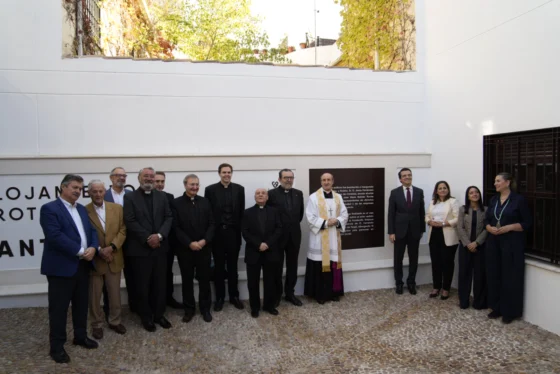 Vimpyca inaugura 16 alojamientos protegidos en el barrio de Santa Marina